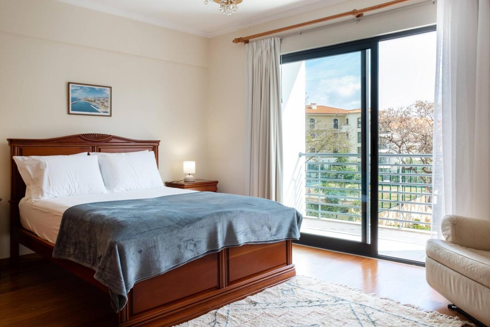Guestready - Lido View Near The Beach Apartment ฟุงชาล ภายนอก รูปภาพ